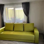 Aki Gray Apartament