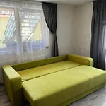 Aki Gray Apartament *
