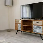 Apartament Aki Gray *
