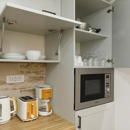 Apartman Aki Gray Brassó