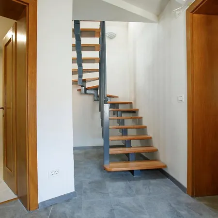 Aki Gray Apartamento