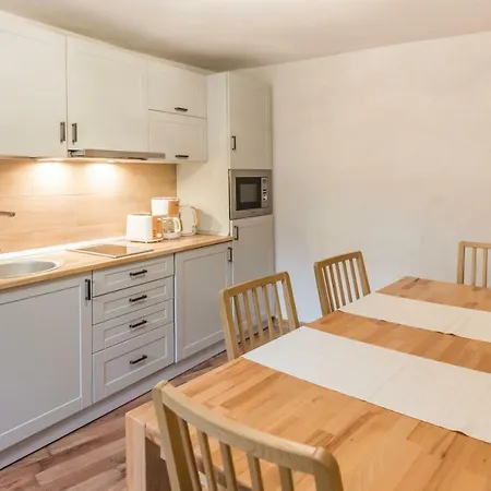 Aki Gray Apartamento Braşov